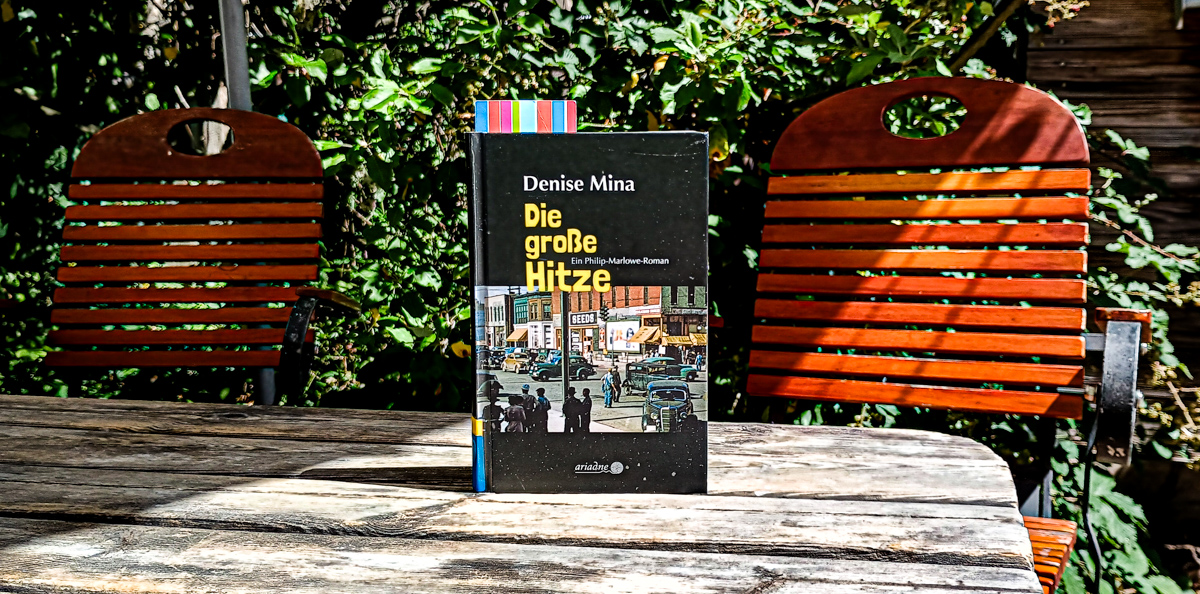 Kleines Buch, große Hitze. Foto: Arne Bicker